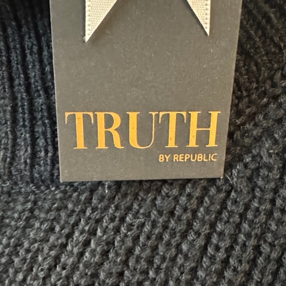 Truth Black and White Striped knit Sweater NWT L - Picture 2 of 11